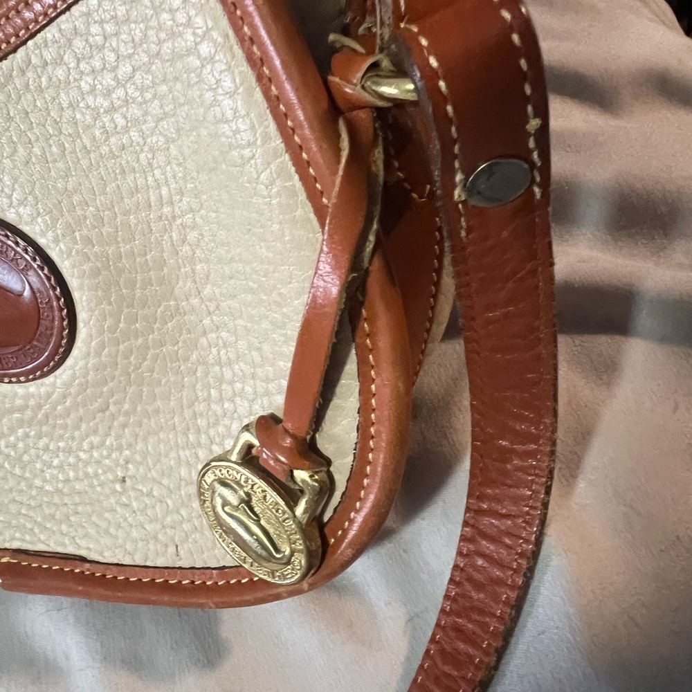 Dooney & Bourke Crossbody Bag RARE - Picture 5 of 9